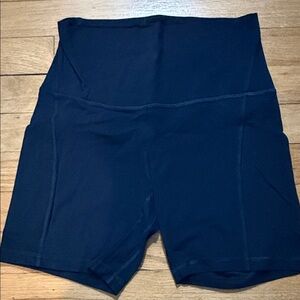 lululemon Align™ High-Rise Short with Pockets 6"
